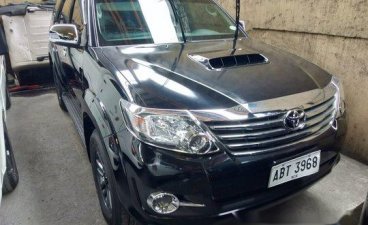Selling Black Toyota Fortuner 2015 in Quezon City