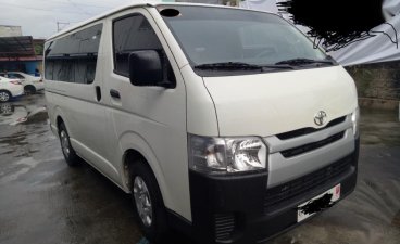 Used Toyota Hiace 2015 Manual Diesel for sale in Mandaluyong