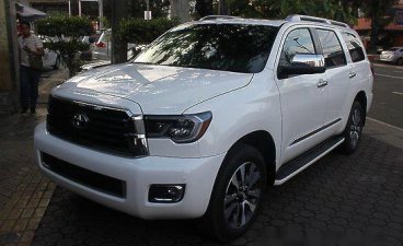 Selling White Toyota Sequoia 2018 for sale