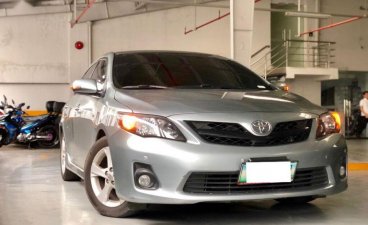 Selling Toyota Altis 2012 Automatic Gasoline for sale in Makati