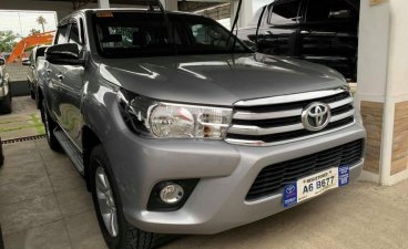 Selling Toyota Hilux 2017 at 40000 km in Santiago