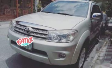 Selling 2nd Hand Toyota Fortuner 2010 at 70000 km for sale in Pasig