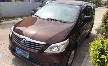 2nd Hand Toyota Innova 2014 at 33000 km for sale