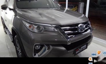 2nd Hand Toyota Fortuner 2018 Automatic Diesel for sale in Calamba