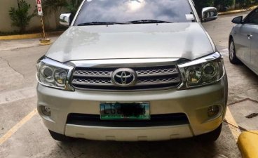 2nd Hand Toyota Fortuner 2009 at 63000 km for sale in Mandaue