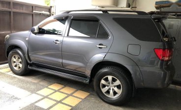 Selling Gray Toyota Fortuner 2006 Automatic Gasoline in Mandaluyong