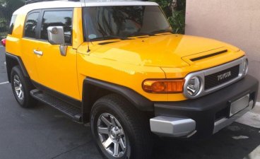 Selling 2nd Hand Toyota Fj Cruiser 2015 at 14000 km in Pasig