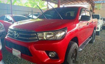 Selling Red Toyota Hilux 2018 in Manual