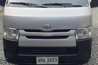 Sell 2nd Hand 2015 Toyota Hiace Manual Diesel at 30000 km in Quezon City