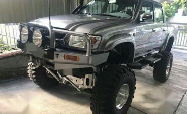 Toyota Hilux 2003 Manual Diesel for sale in Manila
