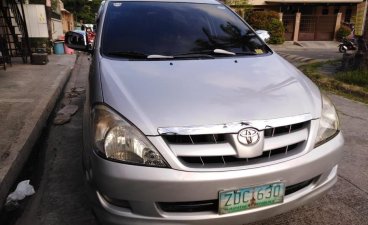 Sell 2nd Hand 2006 Toyota Innova Manual Gasoline at 120000 km in Parañaque