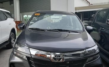 Selling Grey Toyota Avanza 2018 Automatic Gasoline in Manila