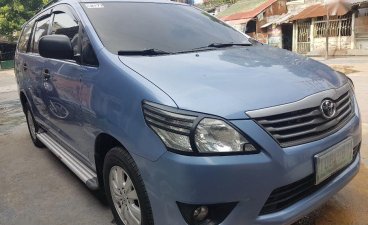 2nd Hand Toyota Innova 2012 at 60000 km for sale