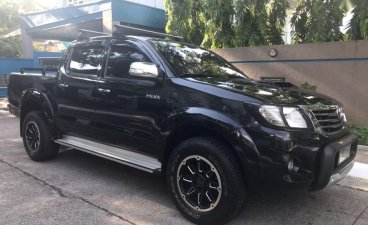 Selling Toyota Hilux Automatic Diesel in Parañaque