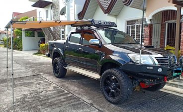 Sell Used 2014 Toyota Hilux at 130000 km in San Pablo