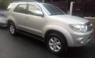 Selling Used Toyota Fortuner 2010 at 70000 km in Pasig