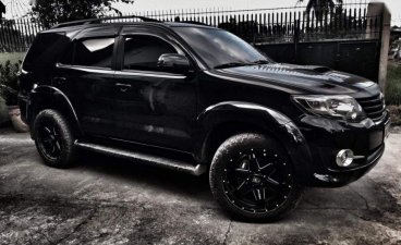 Sell Black 2015 Toyota Fortuner in Gapan