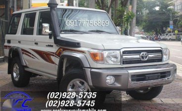 Selling New Toyota Land Cruiser 2017 in Quezon City