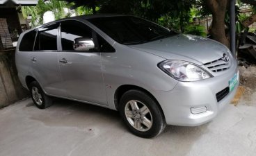 Selling 2nd Hand Toyota Innova 2006 in Angeles