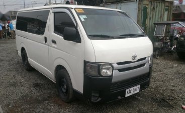 Sell 2nd Hand 2015 Toyota Hiace Manual Diesel at 37000 km in Cainta