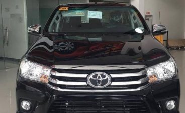 Selling Brand New Toyota Hilux 2019 Automatic Diesel in Manila