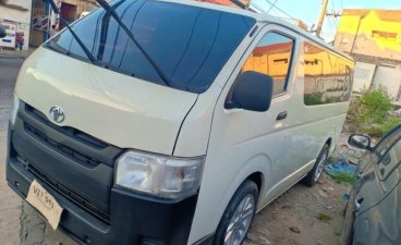 Sell Used 2017 Toyota Hiace Manual Diesel in Angeles