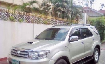 Selling 2nd Hand Toyota Fortuner 2008 at 70000 km in Angeles