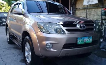 Selling Toyota Fortuner 2006 Automatic Gasoline in Bacoor