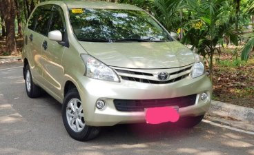 Selling Toyota Avanza 2014 Automatic Gasoline in Quezon City