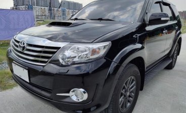 Sell Black 2015 Toyota Fortuner at 81000 km in Makati