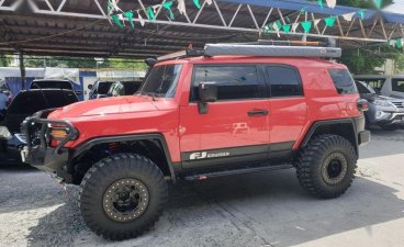 Selling 2nd Hand Toyota Fj Cruiser 2017 at 30000 km in Pasay