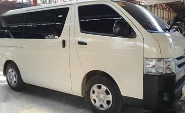 Selling 2nd Hand Toyota Hiace 2019 in Marikina