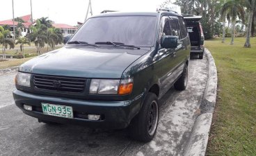 Sell 2nd Hand 1999 Toyota Revo Manual Gasoline at 130000 km in Quezon City