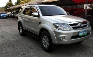 Selling Silver Toyota Fortuner 2006 Automatic Gasoline at 109896 km in Cainta