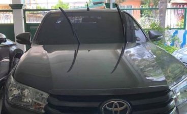 Selling 2nd Hand Toyota Hilux 2016 in Angeles