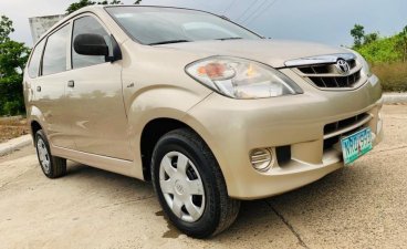 Selling 2nd Hand Toyota Avanza 2010 in Santiago