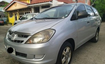 2nd Hand Toyota Innova 2005 Manual Diesel for sale in Meycauayan