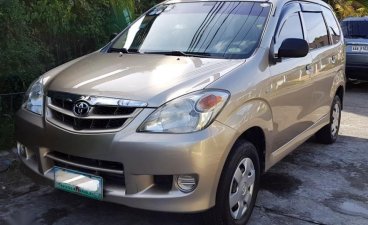 2nd Hand Toyota Avanza 2010 for sale in Las Piñas
