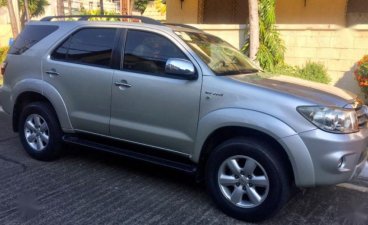 Selling Toyota Fortuner 2009 Automatic Gasoline in Muntinlupa