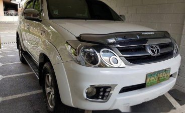 White Toyota Fortuner 2008 Automatic Gasoline for sale 