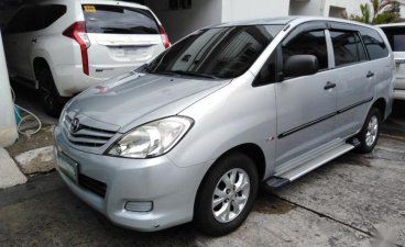 Selling 2nd Hand Toyota Innova 2011 in Quezon City