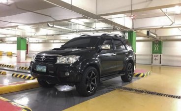 2nd Hand Toyota Fortuner 2010 at 130000 km for sale