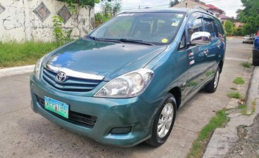 Selling 2nd Hand Toyota Innova 2010 in Quezon City