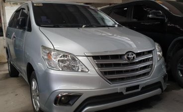 Selling Silver Toyota Innova 2016 Manual Diesel in Quezon City