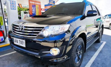 Black Toyota Fortuner 2015 for sale Automatic