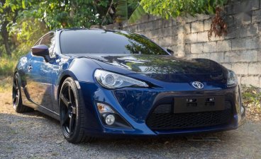 Used Toyota 86 2013 for sale in Lucena
