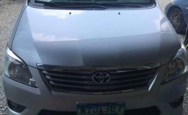 Toyota Innova 2014 at 90000 km for sale in Gerona