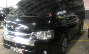 Selling Toyota Grandia 2017 Automatic Diesel in Quezon City