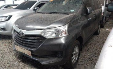 Selling Grey Toyota Avanza 2018 in Makati