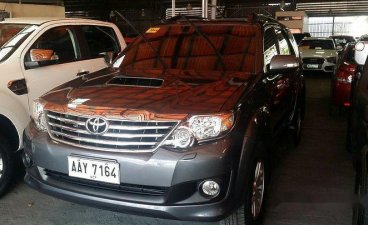 Selling Grey Toyota Fortuner 2014 Automatic Diesel in Pasig City